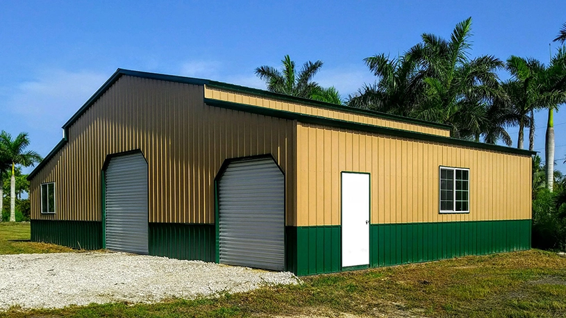 54×35 Monitor Barn